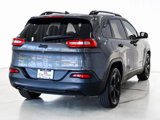 Used 2016 Jeep Cherokee Sport image 5