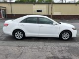 Used 2011 Toyota Camry LE image 4