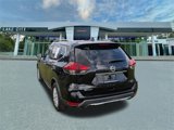 Used 2020 Nissan Rogue SV image 5