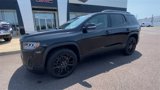 Certified 2023 GMC Acadia SLE w/ Driver Convenience Package image 4
