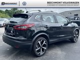 Used 2021 Nissan Rogue Sport SL image 3