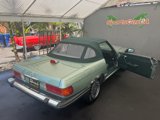 Used 1987 Mercedes-Benz 560 SL image 3