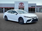 Used 2024 Toyota Camry SE image 3