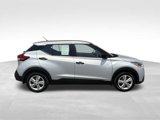 Used 2020 Nissan Kicks S image 4