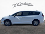 Used 2023 Chrysler Voyager LX image 4