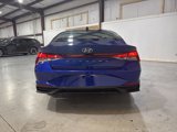 Used 2023 Hyundai Elantra SEL w/ Convenience Package image 4
