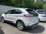 Used 2019 Ford Edge SEL w/ Equipment Group 201A image 2