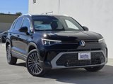 New 2025 Volkswagen Taos SE image 2