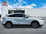 Used 2023 Toyota Venza Limited image 4