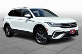 Used 2022 Volkswagen Tiguan SE image 2