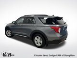 Used 2022 Ford Explorer XLT w/ Equipment Group 202A image 3