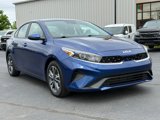 Used 2022 Kia Forte LXS w/ LXS Technology Package image 2