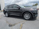 New 2025 Ford Explorer Active image 2