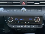 Used 2023 Hyundai Elantra SEL w/ Convenience Package image 4