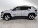 Used 2025 Jeep Compass Latitude image 4