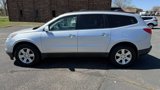 Used 2012 Chevrolet Traverse LT image 2