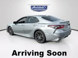 Used 2021 Toyota Camry SE image 3