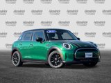 Used 2022 MINI Cooper 4-Door Hardtop image 2