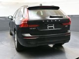 Used 2022 Volvo XC60 B5 Momentum image 4