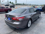 Used 2018 Toyota Camry LE image 5