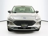 Used 2022 Ford Escape SE image 2