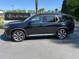 Used 2025 Honda Pilot Touring image 2