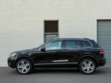Used 2014 Volkswagen Touareg Sport image 2