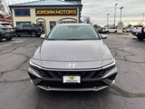 Used 2024 Hyundai Elantra SEL image 2