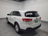 Used 2016 Kia Sorento LX w/ LX Convenience Package image 5