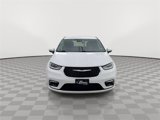 Used 2023 Chrysler Pacifica Touring-L image 3