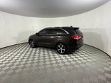 Used 2017 Kia Sorento EX w/ EX Advanced Touring Package image 3