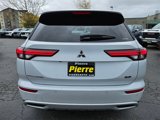 Used 2023 Mitsubishi Outlander SE image 4