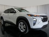 New 2025 Chevrolet Trax LS image 2