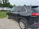 Used 2016 Jeep Cherokee Latitude image 4