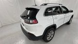 Used 2021 Jeep Cherokee Latitude Plus image 3