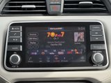 Used 2022 Nissan Versa SV image 3