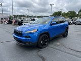 Used 2018 Jeep Cherokee Limited w/ Luxury Group image 5