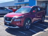 Used 2023 Nissan Rogue Platinum image 3