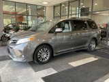 Used 2019 Toyota Sienna XLE Premium image 3