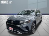 Used 2022 Volkswagen Taos SE w/ Panoramic Sunroof Package image 1