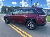 New 2025 Jeep Grand Cherokee Limited image 3