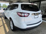 Used 2017 Chevrolet Traverse LT w/ Style and Technology Package image 4