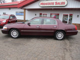 Used 2006 Lincoln Town Car Signature image 4