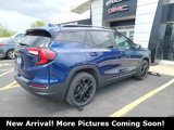 Used 2022 GMC Terrain SLE w/ Driver Convenience Package image 2