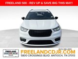 New 2025 Chrysler Pacifica Limited w/ Trailer Tow Group image 2