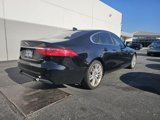 Used 2016 Jaguar XF Prestige image 2