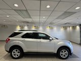 Used 2017 Chevrolet Equinox LT image 3
