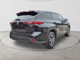 Used 2020 Toyota Highlander XLE image 5