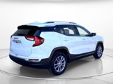 Used 2023 GMC Terrain SLT image 3