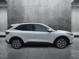 Used 2020 Ford Escape Titanium image 3